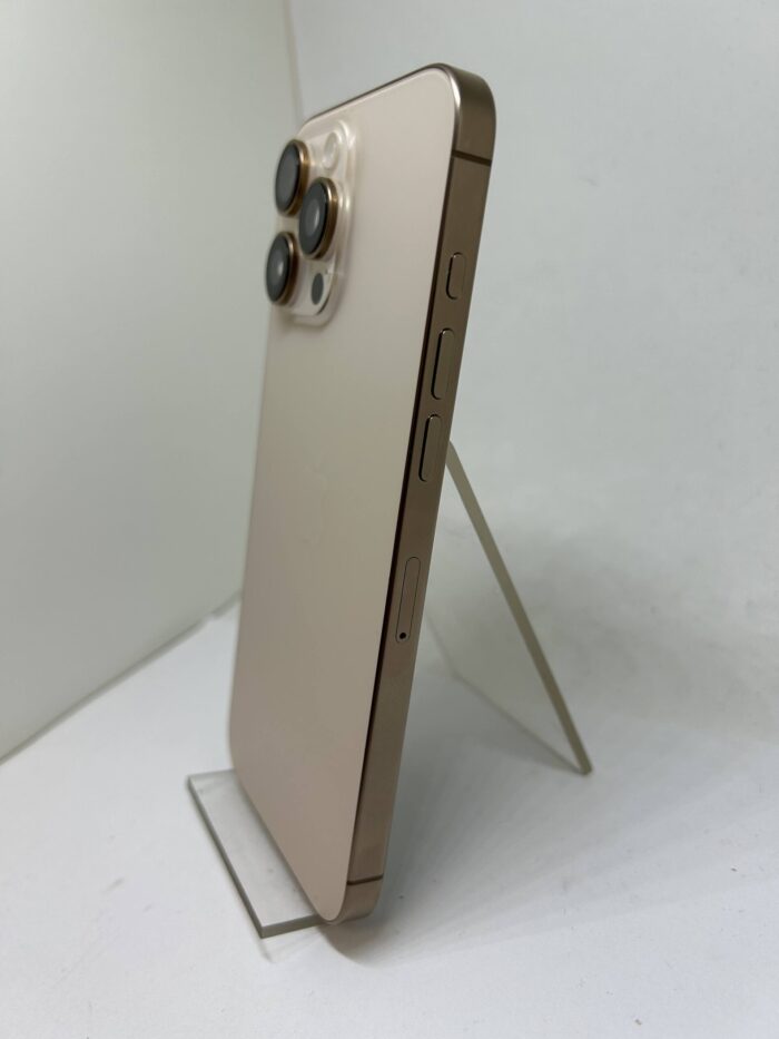 Apple iPhone 16 Pro Max 256GB Desert Titanium - Obrázek 7