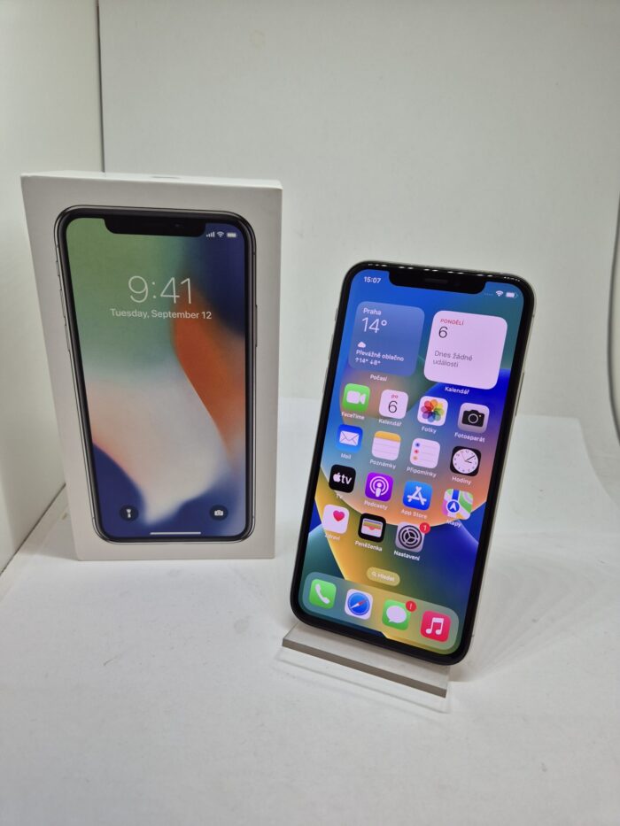 Apple iPhone X 64GB Silver - Obrázek 2