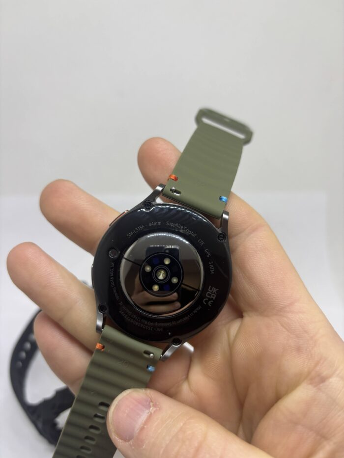 Samsung Galaxy Watch7 44mm LTE - Obrázek 5