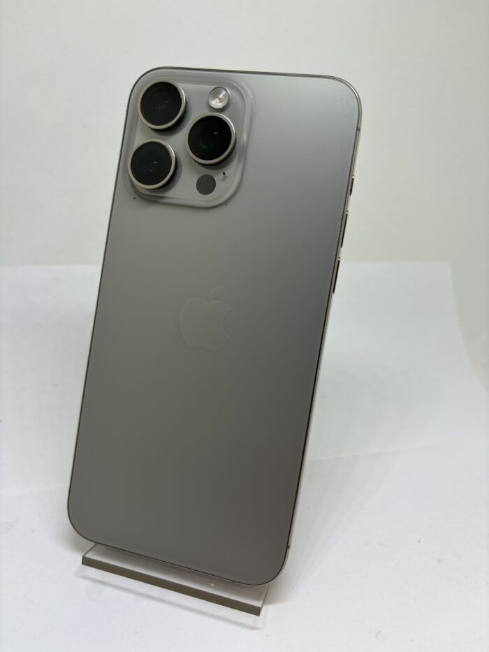 Apple iPhone 15 Pro Max 256GB natural titanium eSIM - Obrázek 2