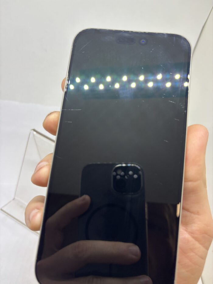 Apple iPhone 15 Pro Max 256GB natural titanium eSIM - Obrázek 7