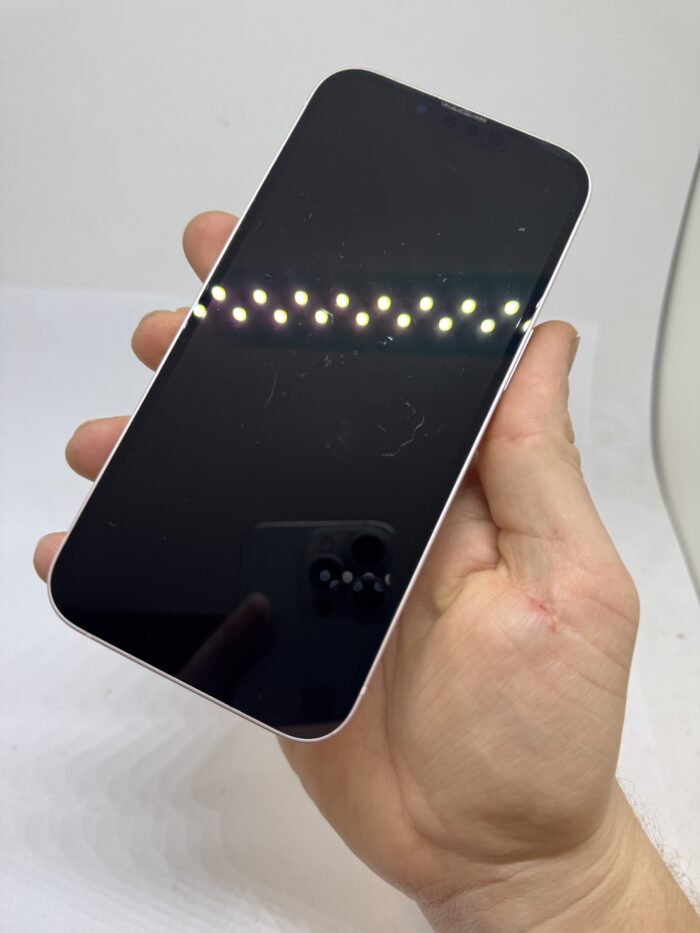 Apple iPhone 13 128GB Pink - Obrázek 7