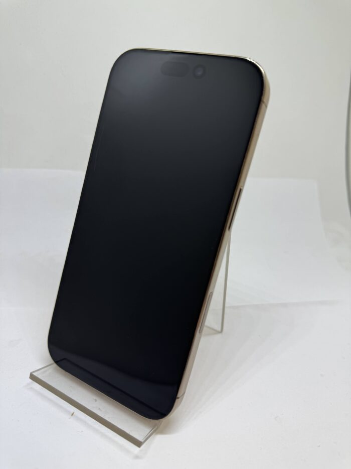 Apple iPhone 16 Pro 256GB Desert titanium eSIM - Obrázek 5