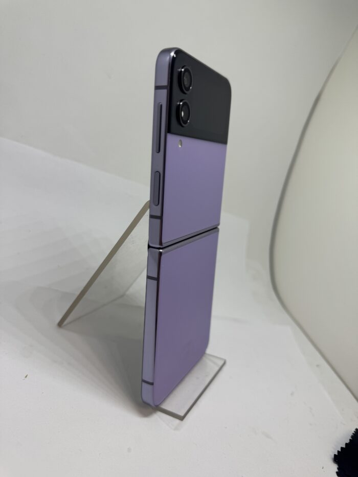 Samsung Galaxy Z Flip4 5G 8GB/256GB - Obrázek 6