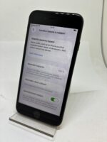 Apple iPhone SE (2020) 64GB Midnight - Obrázek 5